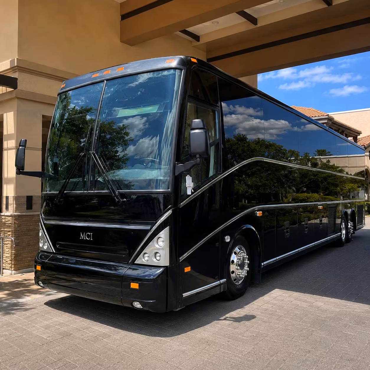 corporate event shuttle bus rentals along the san clemente coastline