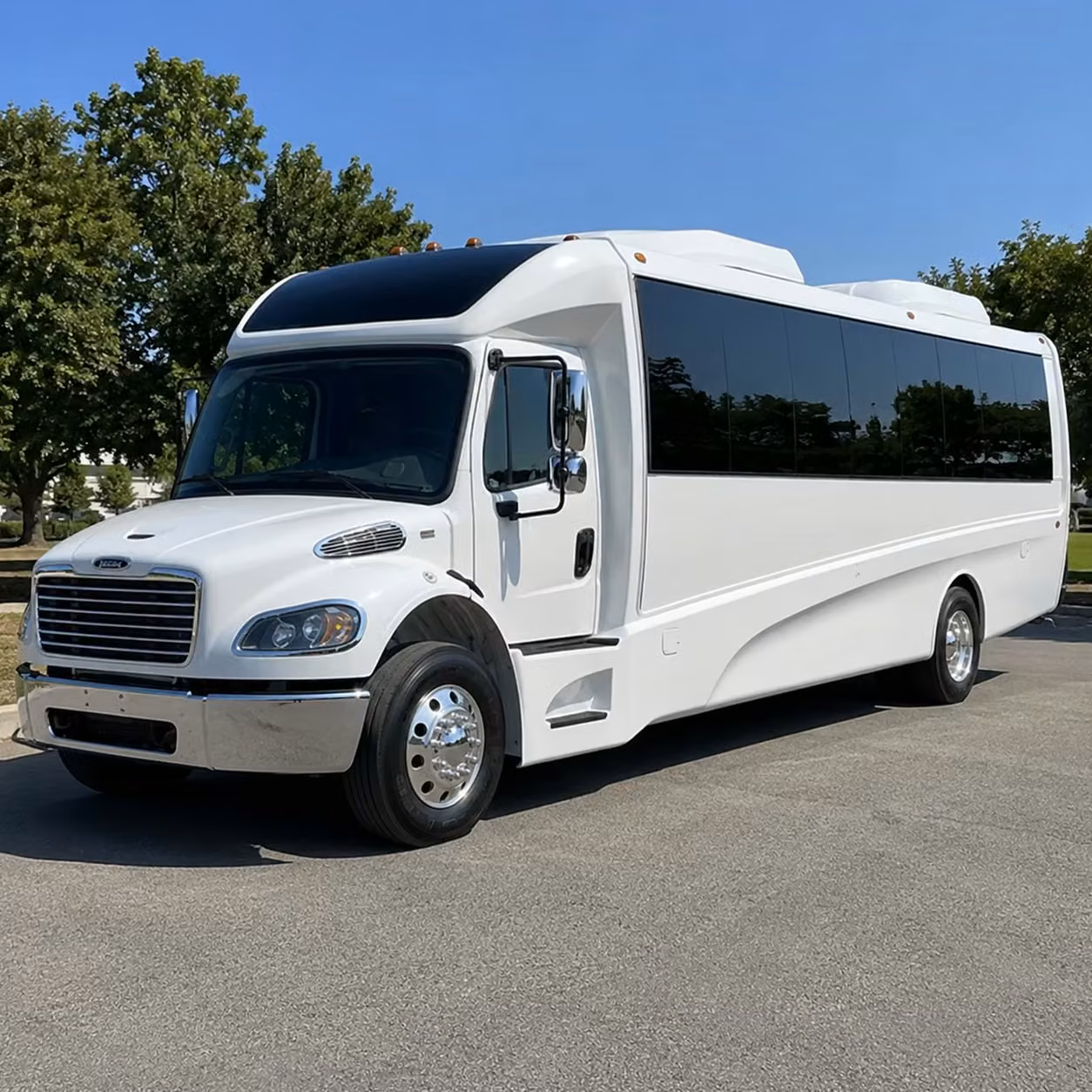 san clemente 30 passenger minibus rental