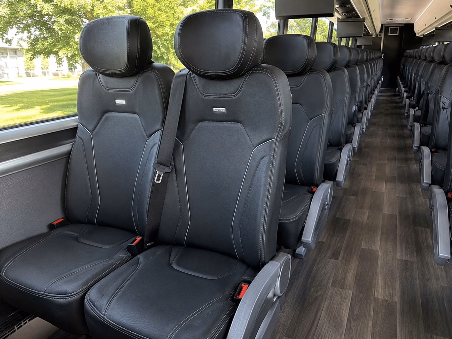 sanclementecharterbus com makes getting to ducks galaxy and clippers games a group affair